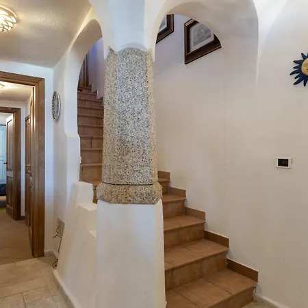 Valentina By Interhome 別荘 カンニジョネ